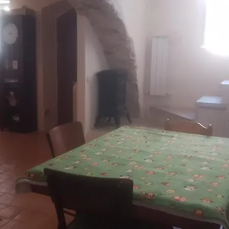 Casa Vacanze * Castel del Monte (Abruzzo)